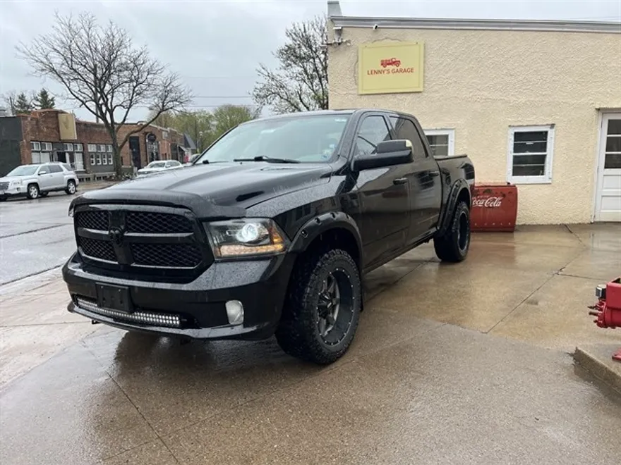 2014 Ram 1500 Tradesman photo 2