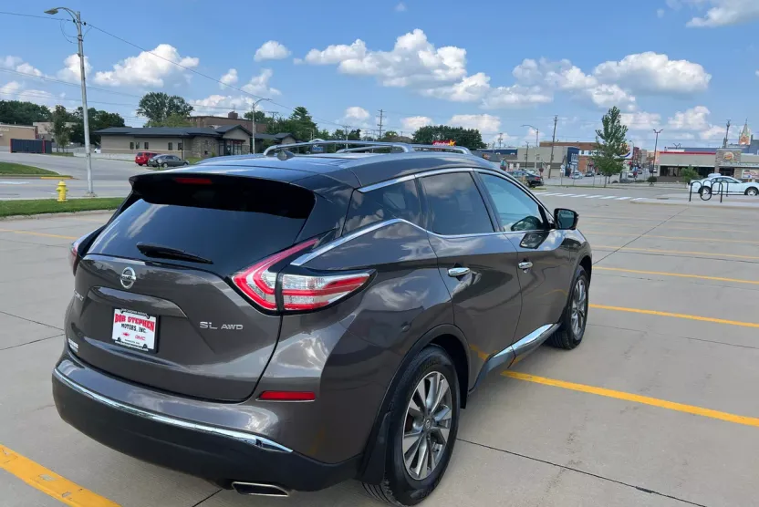 2016 Nissan Murano SL photo 1