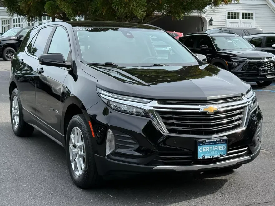 2022 Chevrolet Equinox Base photo 1