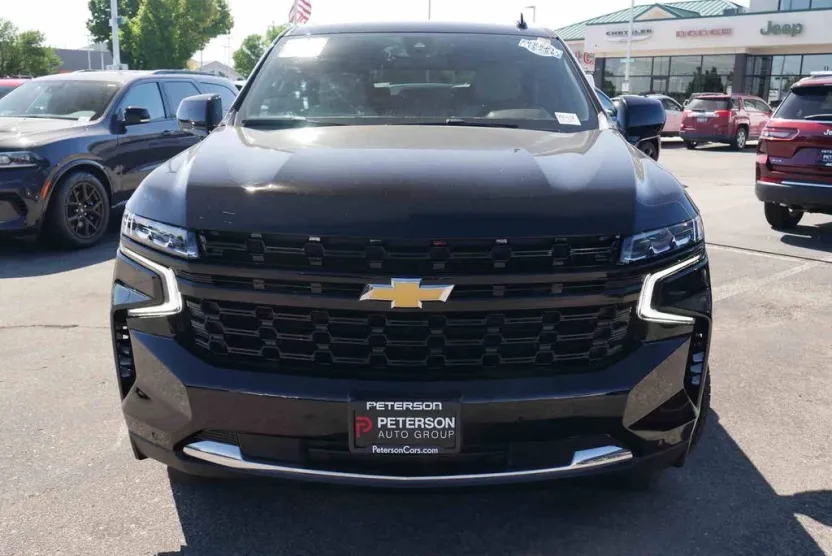 2022 Chevrolet Tahoe LS photo 1