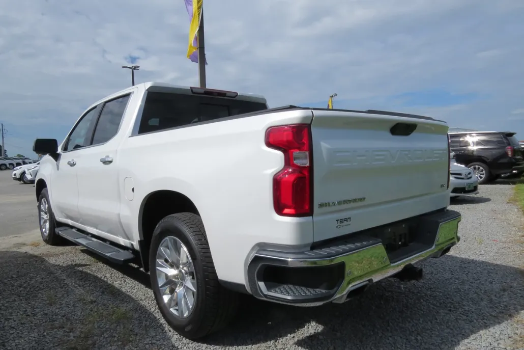 2019 Chevrolet Silverado 1500 LTZ photo 1