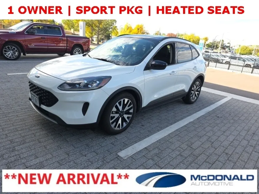 2020 Ford Escape SE Sport Hybrid photo 1