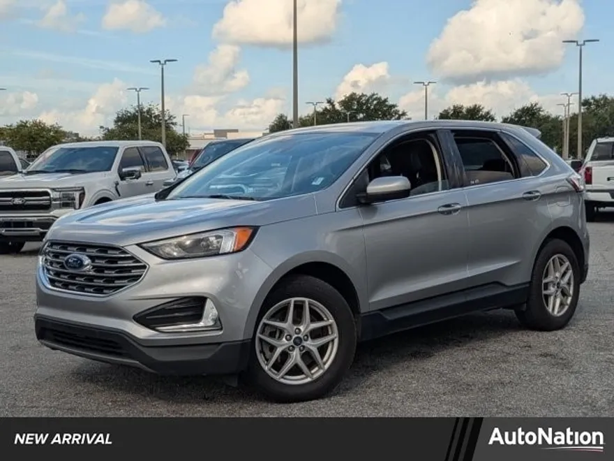 2022 Ford Edge SEL photo 1