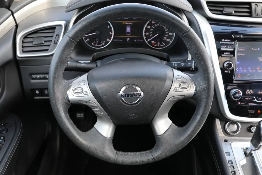 2017 Nissan Murano Platinum photo 1