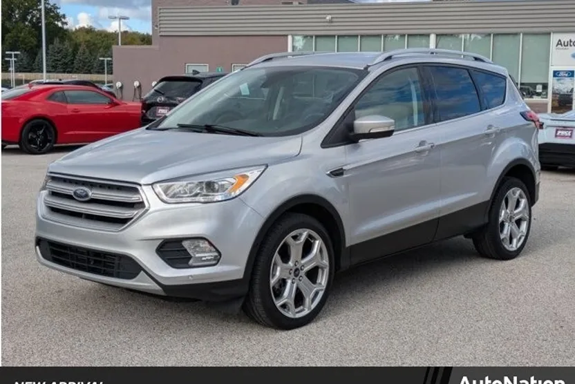 2019 Ford Escape Titanium photo 1