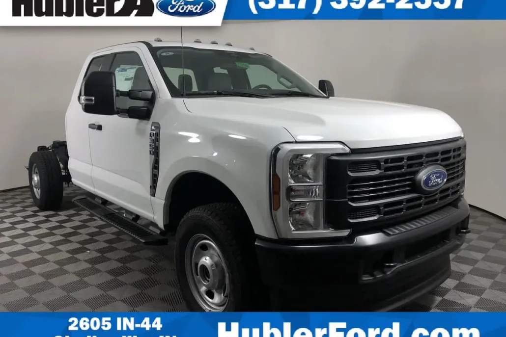 2024 Ford F-350 XL photo 1
