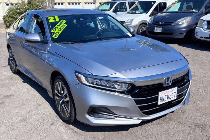 2021 Honda Accord Hybrid photo 1