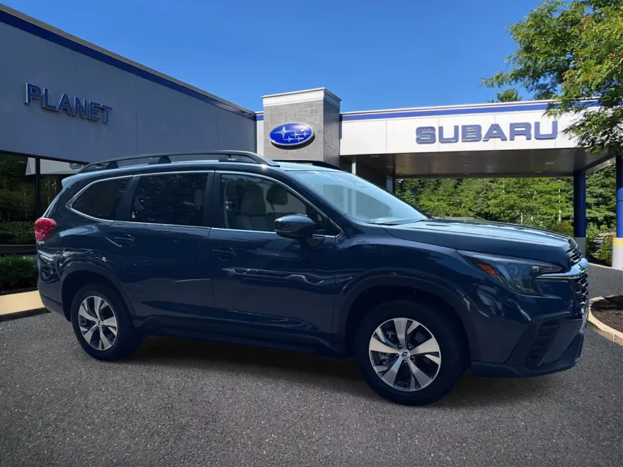 2024 Subaru Ascent Premium photo 1