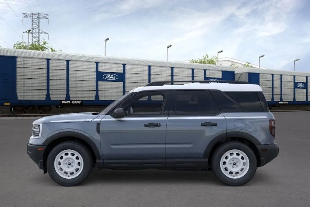 2025 Ford Bronco Sport Heritage photo 1
