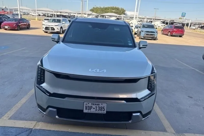2024 Kia EV9 Land photo 1
