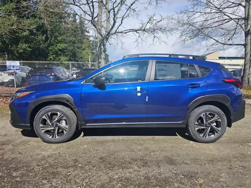 2025 Subaru Crosstrek Premium photo 1