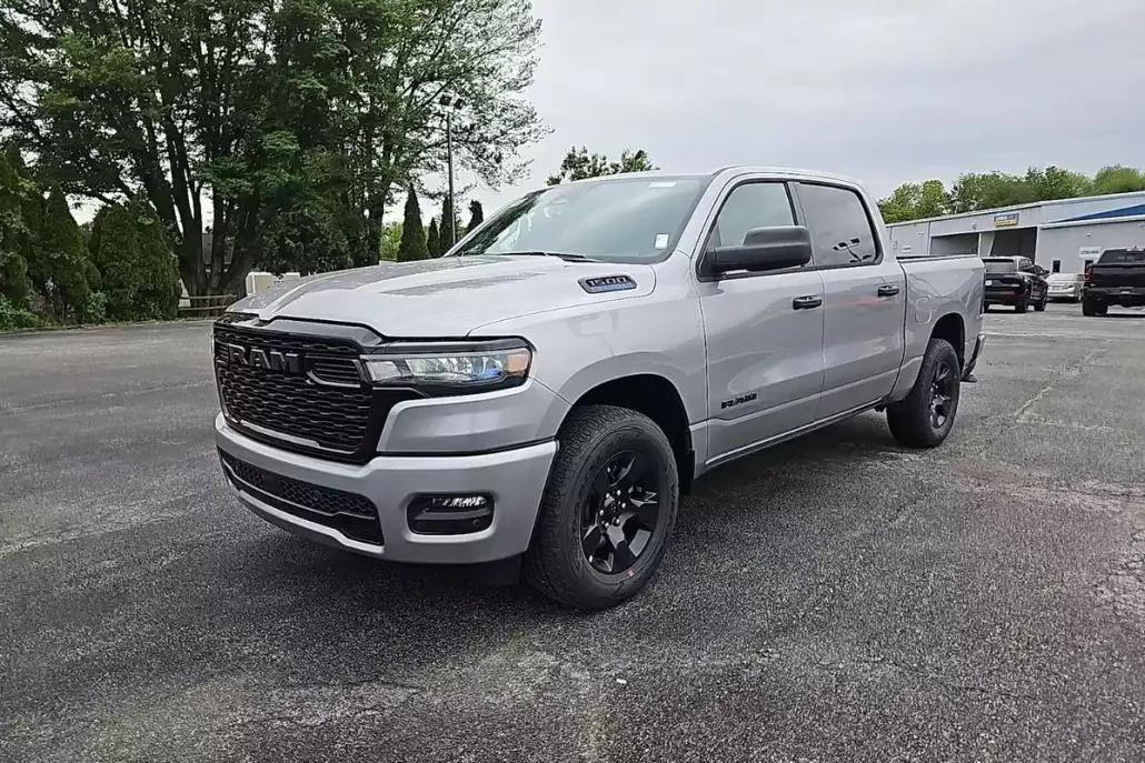 2025 Ram 1500 Tradesman photo 1