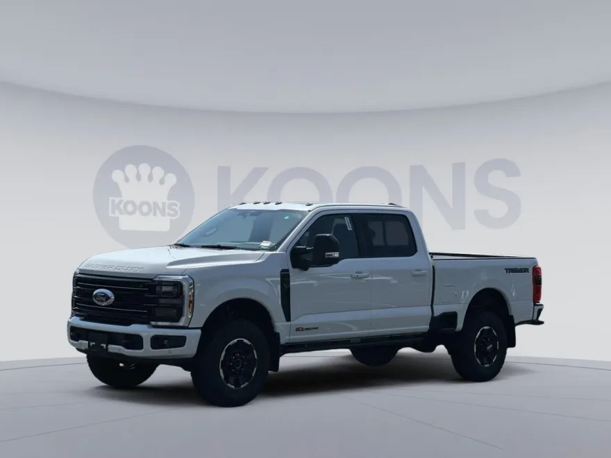 2025 Ford F-250 photo 1