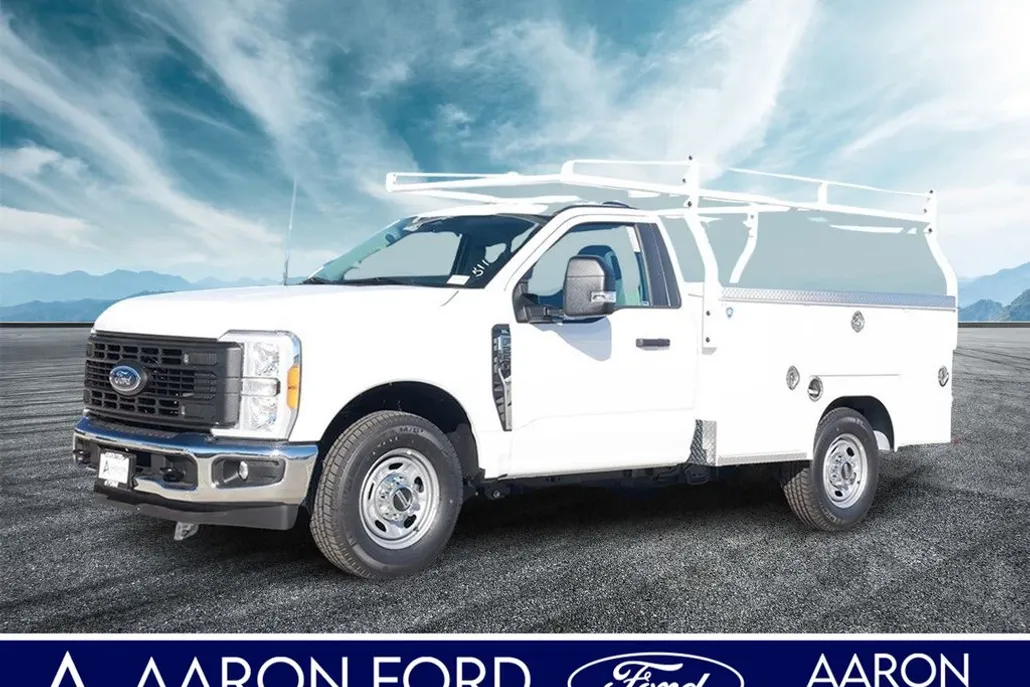 2023 Ford F-250 XL photo 1