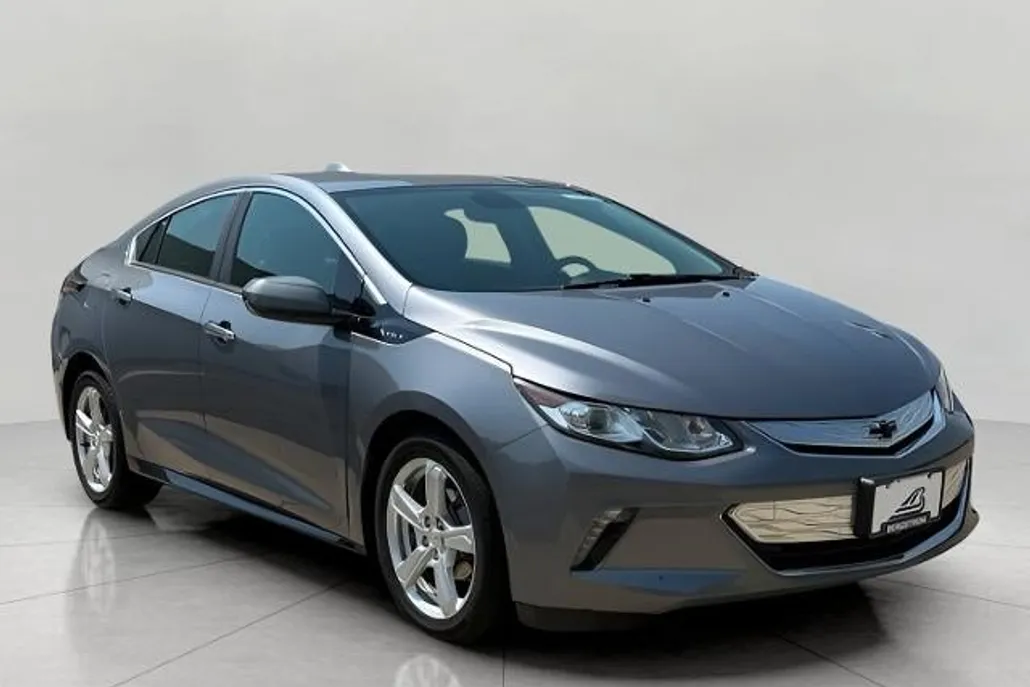 2018 Chevrolet Volt LT photo 1