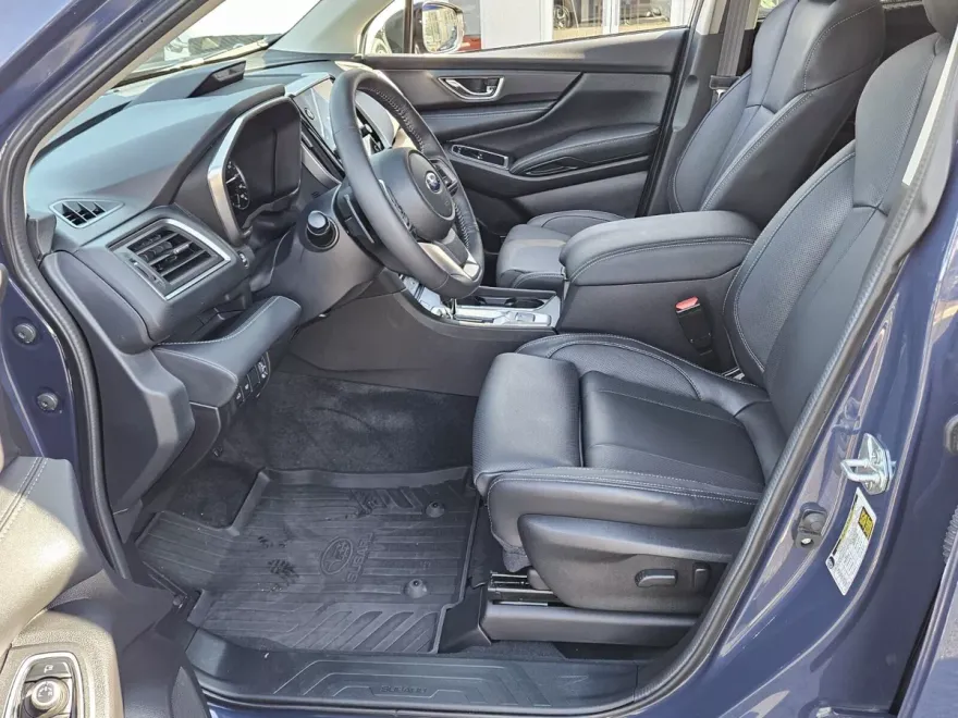 2025 Subaru Ascent Limited photo 1