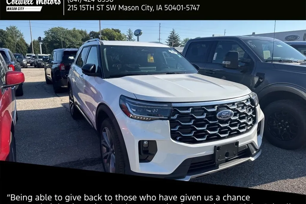2025 Ford Explorer Platinum photo 1