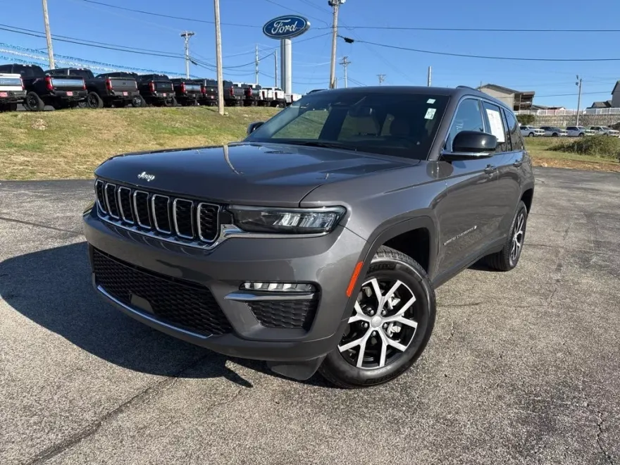 2024 Jeep Grand Cherokee Limited photo 1