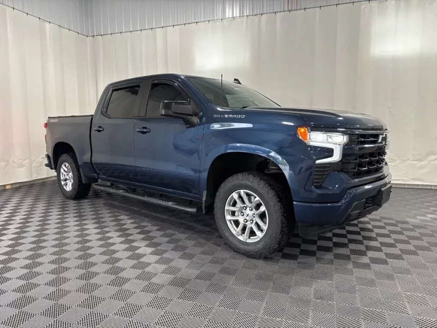 2022 Chevrolet Silverado 1500 RST photo 1
