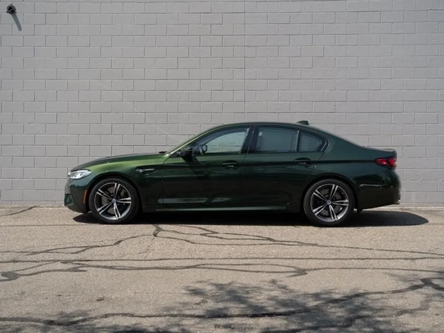 2023 Bmw M5 5 photo 1