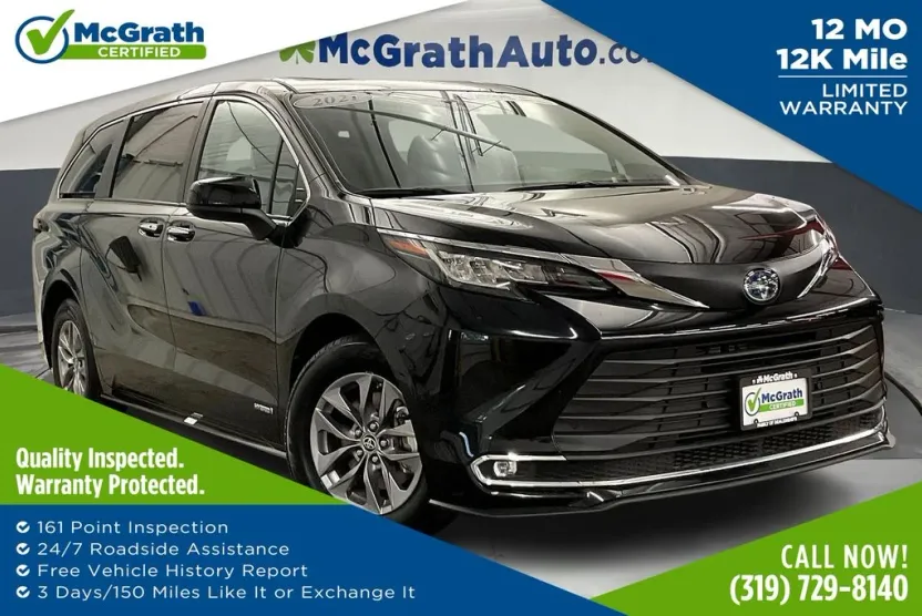 2021 Toyota Sienna XLE photo 1