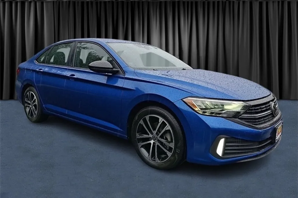 2023 Volkswagen Jetta 1.5T Sport photo 1