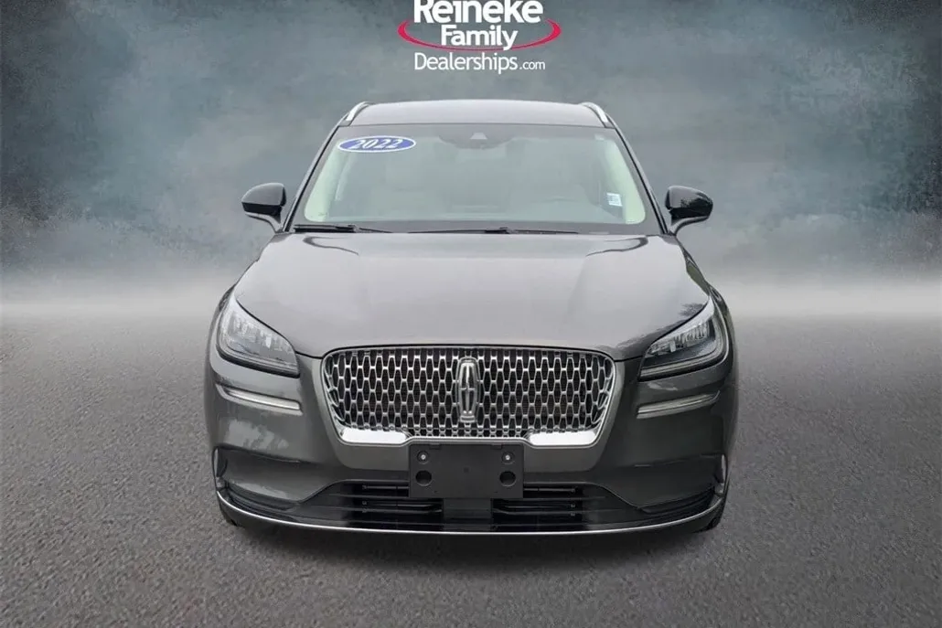 2022 Lincoln Corsair Standard photo 1
