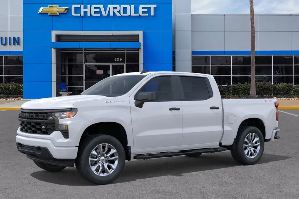 2026 Chevrolet Silverado 1500 Custom photo 1