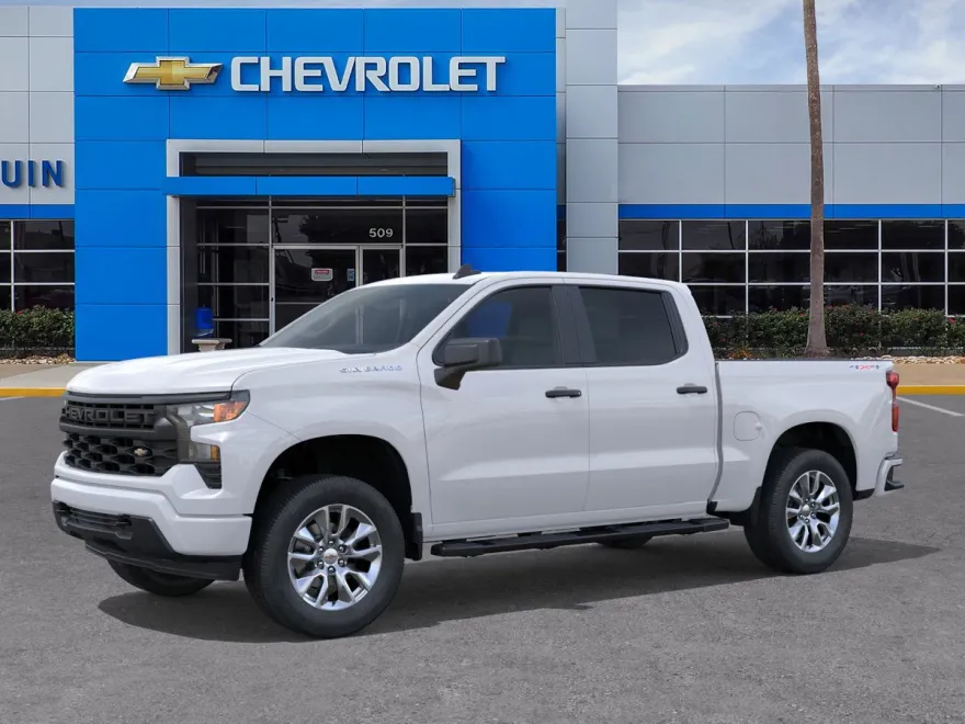 2026 Chevrolet Silverado 1500 Custom photo 1