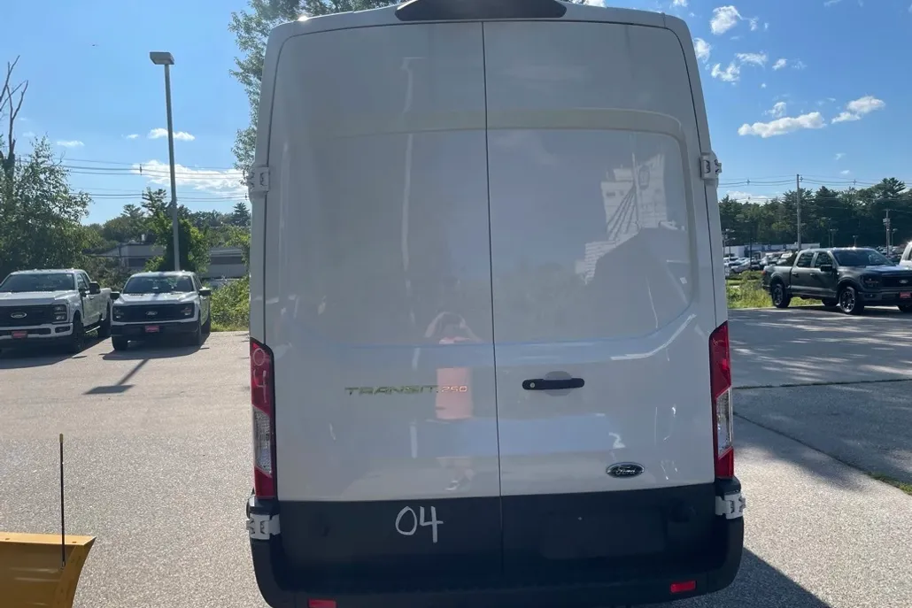 2025 Ford Transit Cargo photo 1
