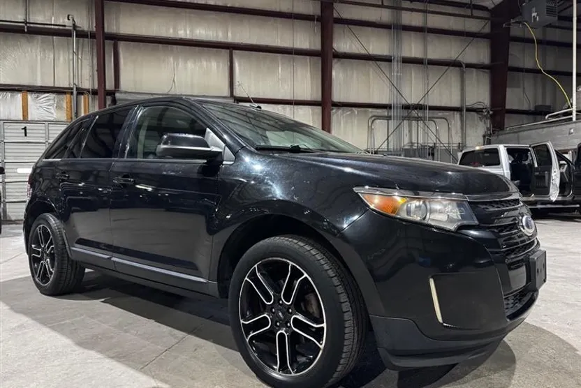2014 Ford Edge SEL photo 1