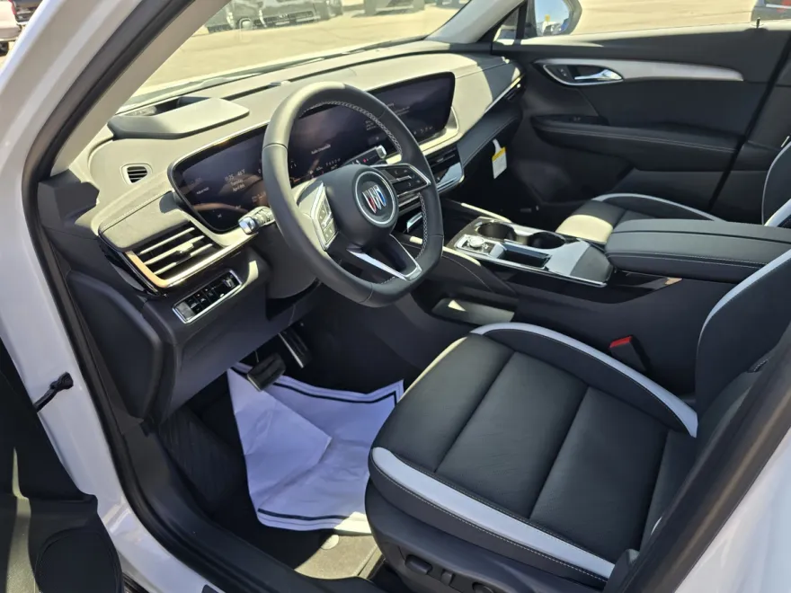 2025 Buick Envision Sport Touring photo 1