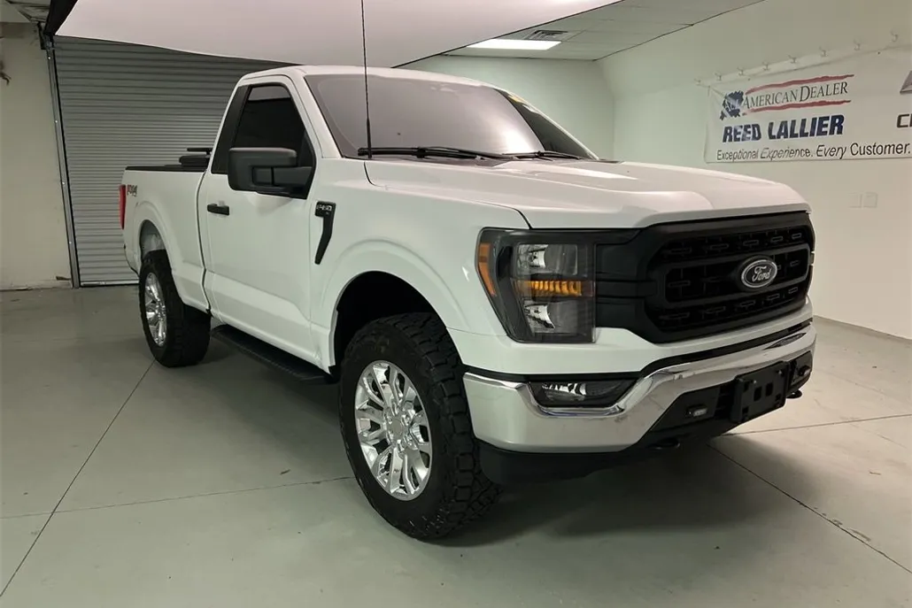 2023 Ford F-150 XL photo 1