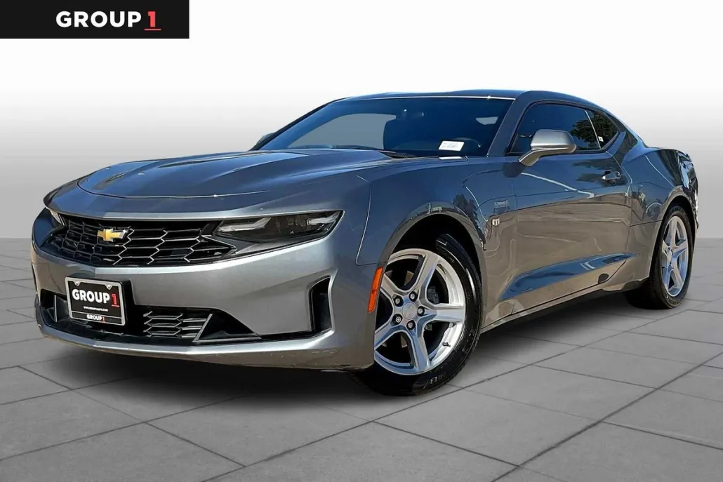 2021 Chevrolet Camaro 1LT photo 1