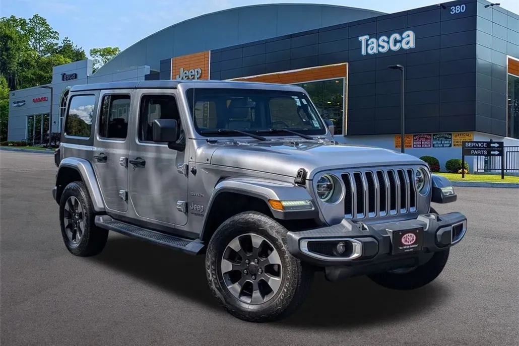 2018 Jeep Wrangler Unlimited Sahara photo 1