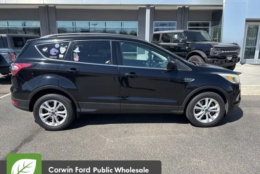 2018 Ford Escape SE photo 1