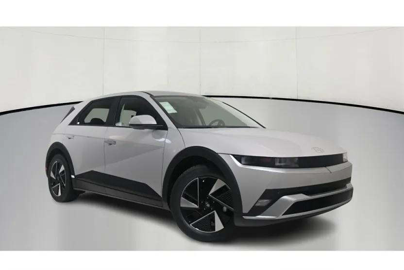 2025 Hyundai Ioniq 5 SE photo 1
