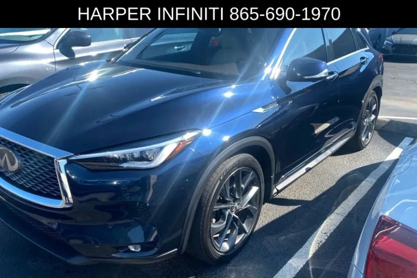 2019 Infiniti QX50 Essential photo 1