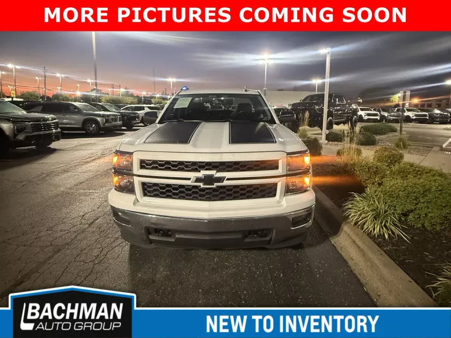 2015 Chevrolet Silverado 1500 LT photo 1