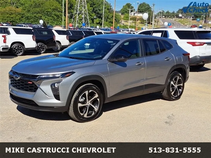 2025 Chevrolet Trax photo 1