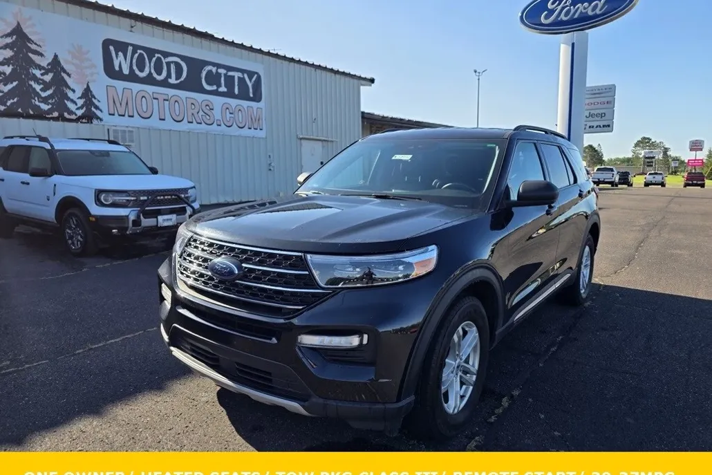 2021 Ford Explorer XLT photo 1