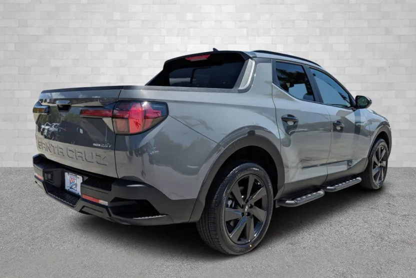 2024 Hyundai Santa Cruz Night photo 1