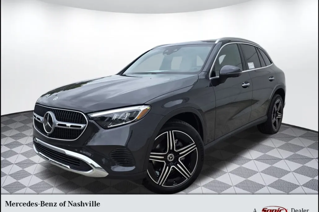 2026 Mercedes Benz GLC 300 4MATIC photo 1
