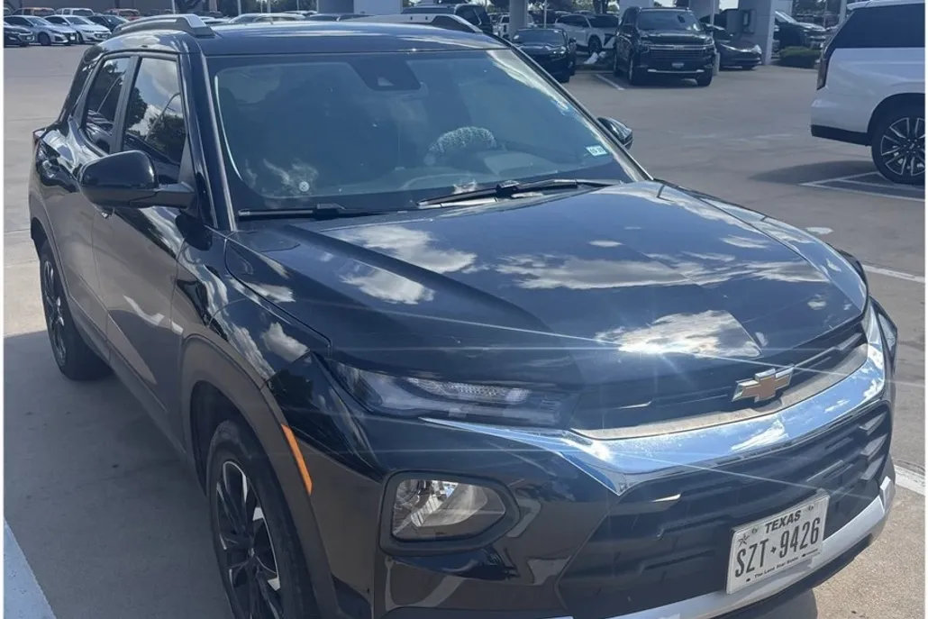 2023 Chevrolet Trailblazer LT photo 1