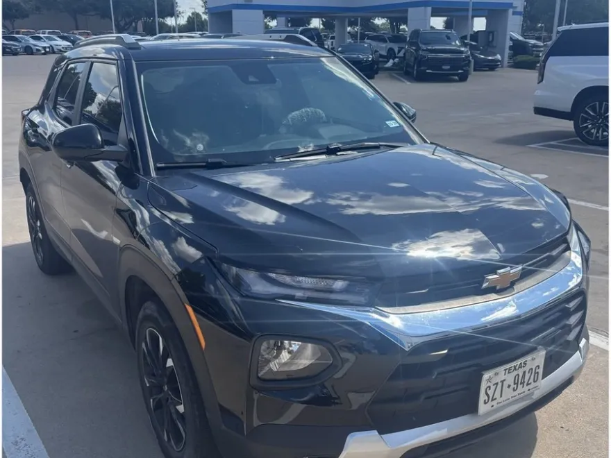 2023 Chevrolet Trailblazer LT photo 1