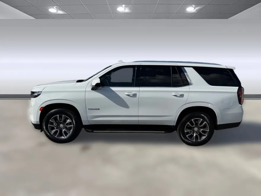 2024 Chevrolet Tahoe LS photo 1