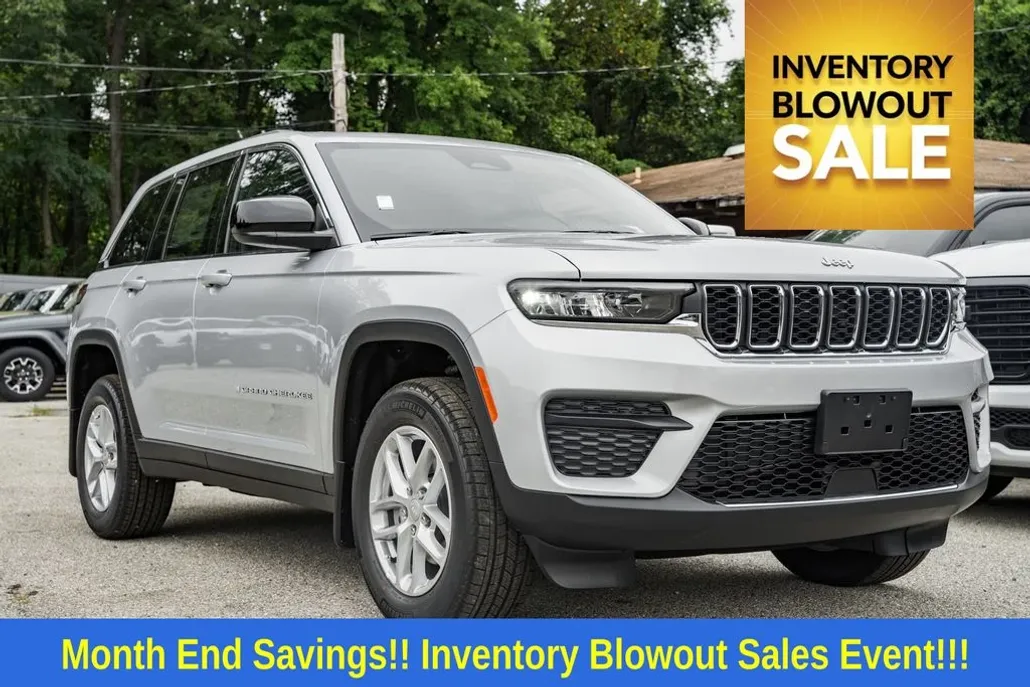 2025 Jeep Grand Cherokee Laredo photo 1