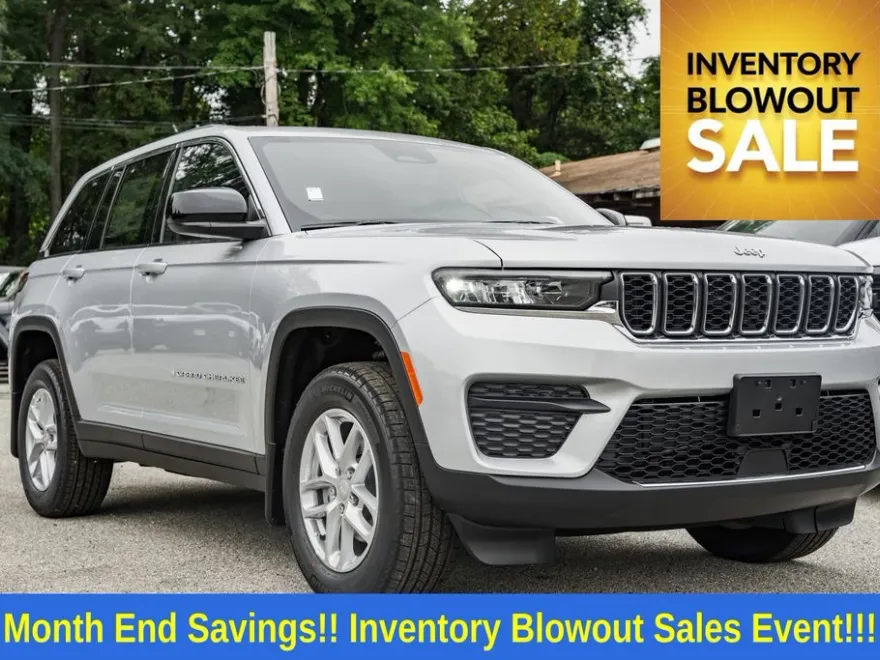 2025 Jeep Grand Cherokee Laredo photo 1