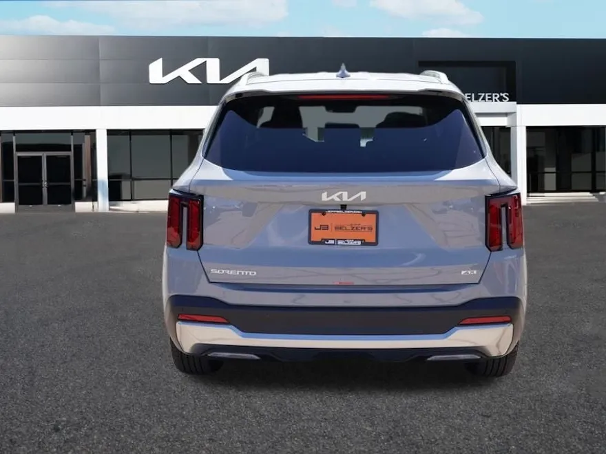 2026 Kia Sorento S photo 1