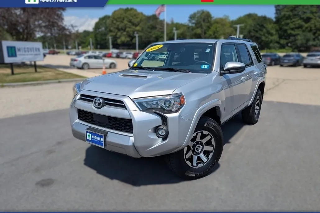 2024 Toyota 4Runner TRD Off-Road photo 1